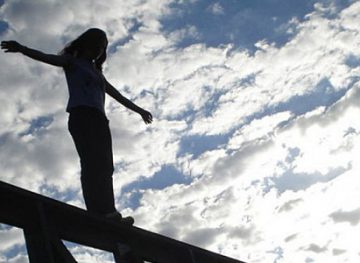 „Balena albastră”, jocul care îndeamnă copiii la suicide