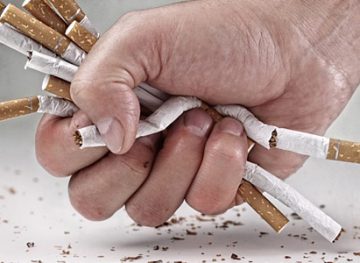 Курильщиков убеждают отказаться от курения с помощью предупреждений на сигаретных пачках?