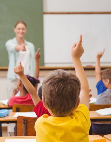 Între confuzie şi angajamente: educaţia cere claritate şi respect