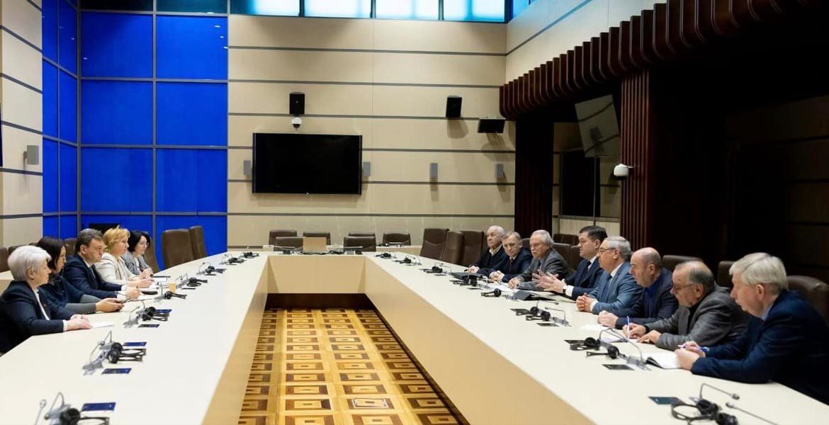 Представители CNSM встретились с назначенным премьер-министром Дорином Речаном