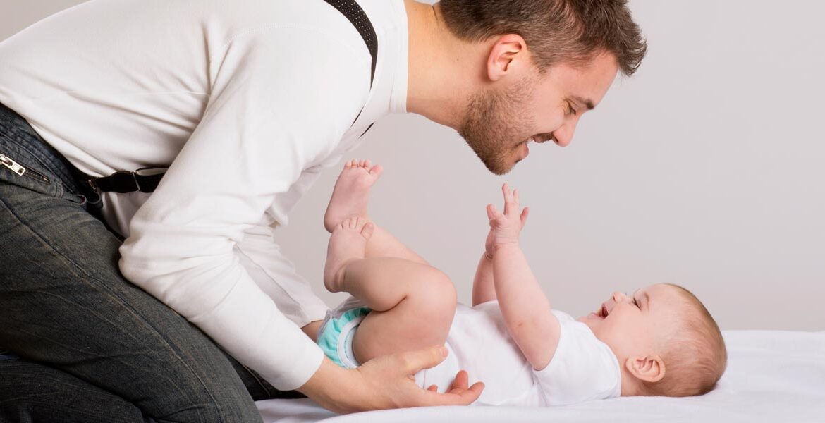 Indemnizația paternală: cui se acordă aceasta și în ce condiții