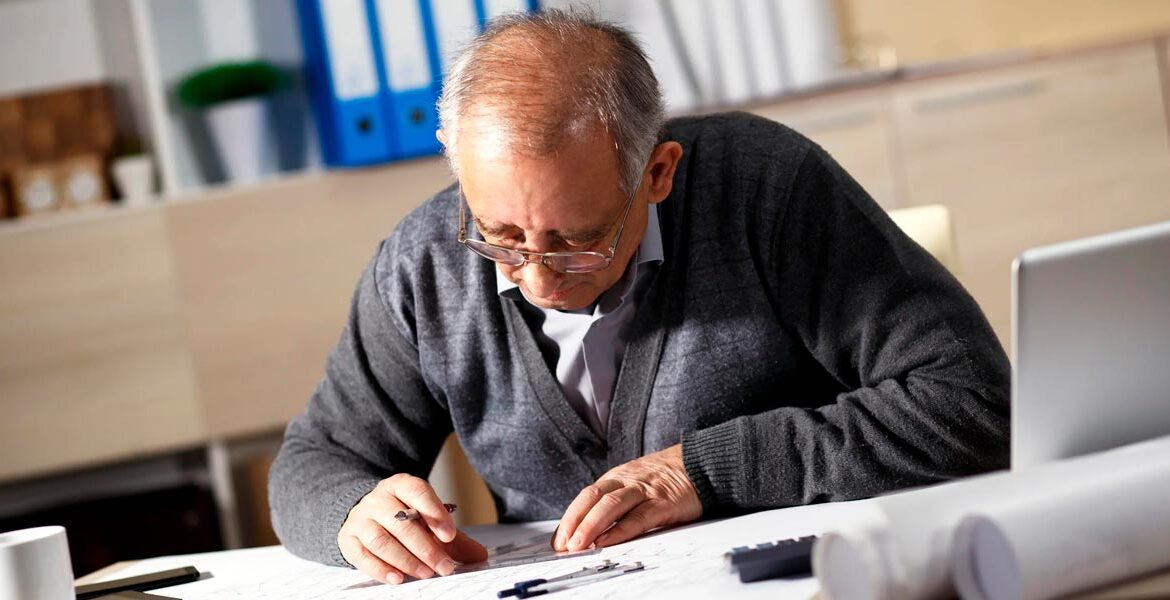 Mulți cetățeni aleg să muncească, deși au atins vârsta de pensionare