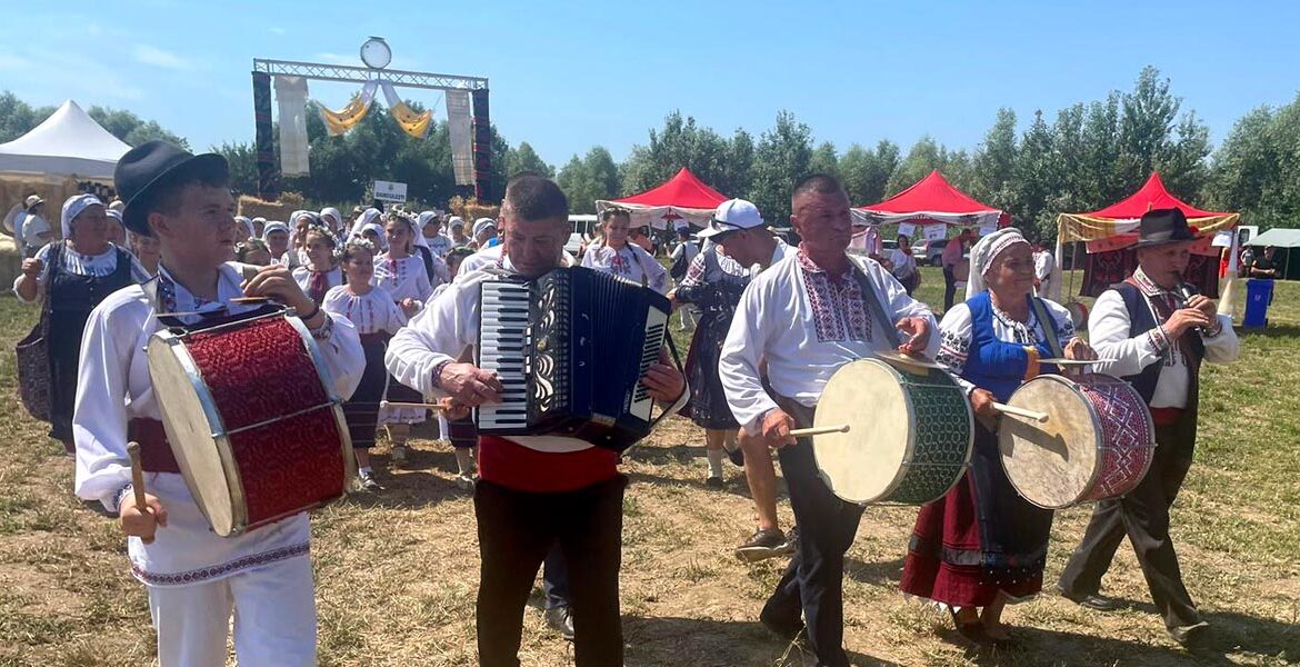 Primul festival al toboșarilor, la Văleni