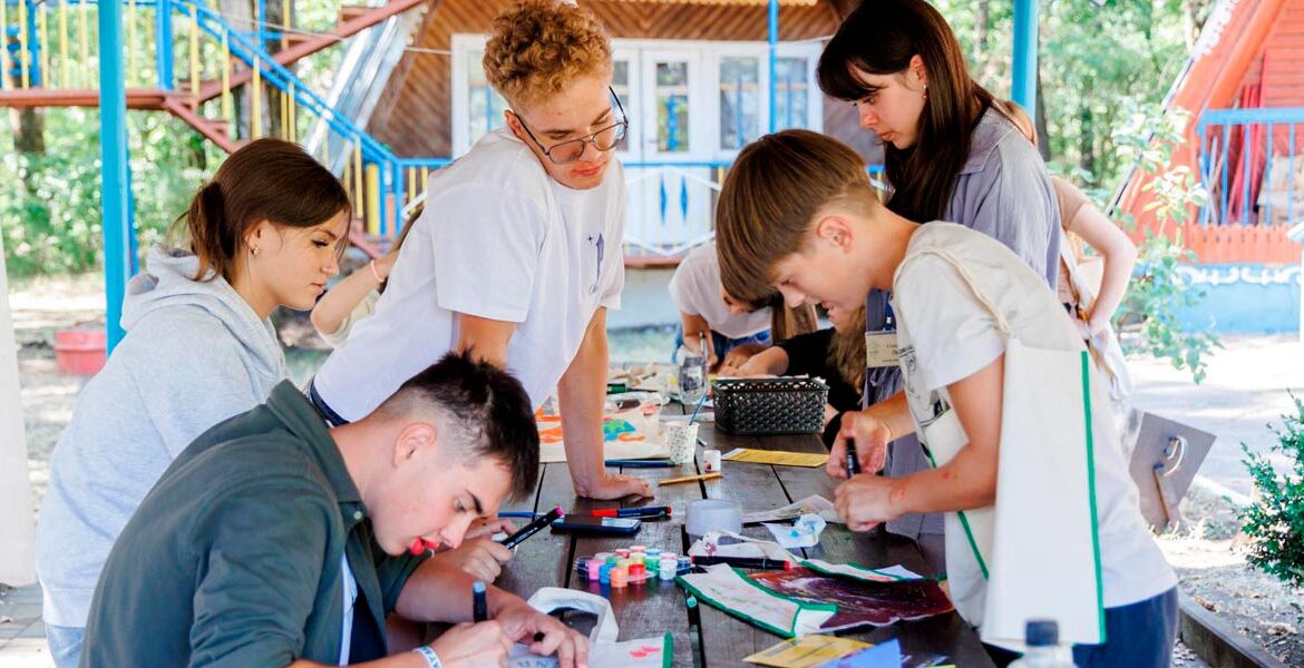 Un sejur de neuitat pentru mii de copii. Taberele CNSM își continuă sezonul estival