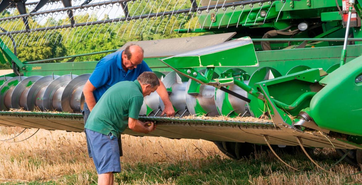 Noi salarii tarifare în agricultură și în industria alimentară