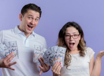 Diferența între salariile femeilor și cele ale bărbaților crește în Republica Moldova