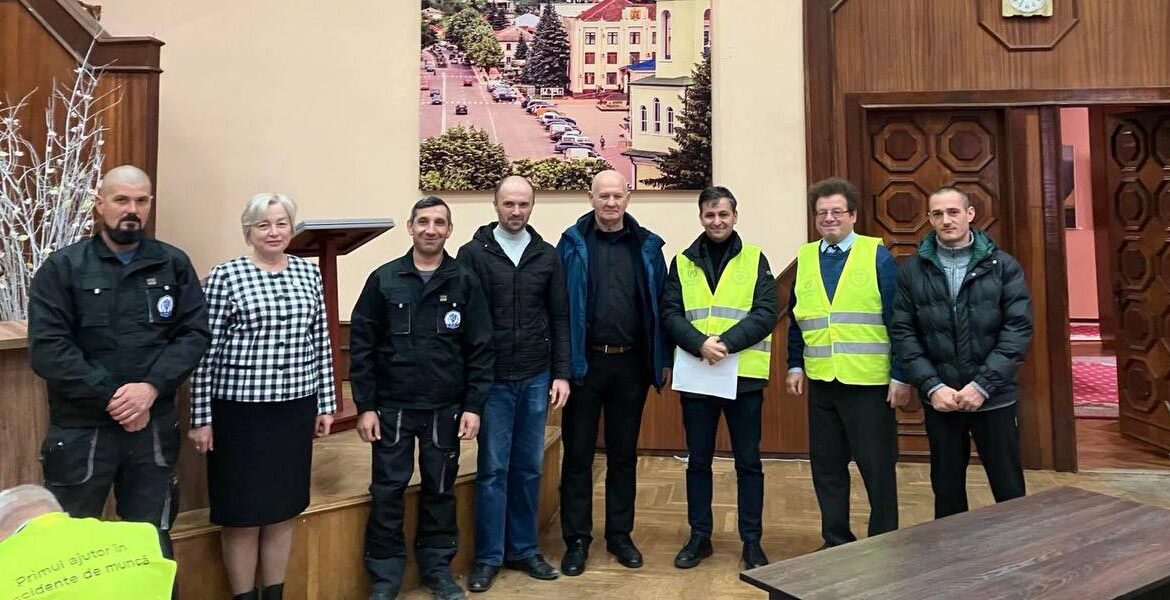 Оказание первой помощи: ряд работников освоили основные приемы спасения