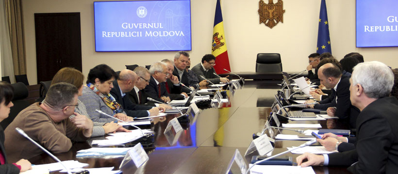 Salariul minim și combaterea muncii nedeclarate, în centrul atenției CNCNC