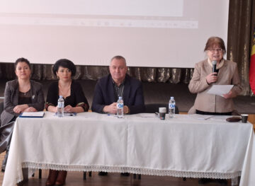 Dialog pentru drepturi și sănătate: masă rotundă dedicată femeilor membre de sindicat la Rezina