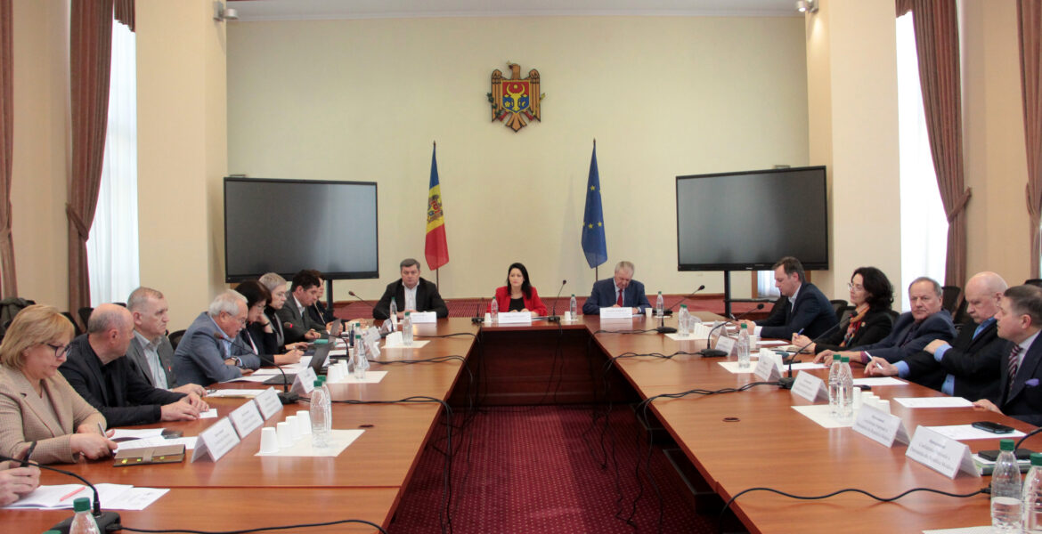 Dialog social pentru pensii mai echitabile și condiții de muncă mai sigure