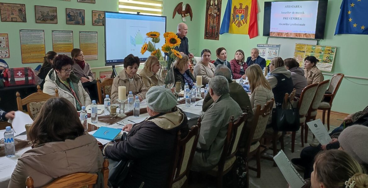 Instruiri în domeniul securității și sănătății în muncă, organizate la Căușeni