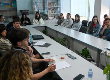 Studenții de la USM, informați de sindicate despre echilibrul dintre viața profesională și cea de familie Studenții de la USM, informați de sindicate despre echilibrul dintre viața profesională și cea de familie