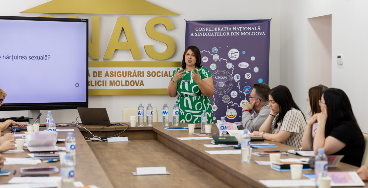 La Casa Națională de Asigurări Sociale a fost organizată o sesiune de informare privind prevenirea și combaterea hărțuirii sexuale la locul de muncă