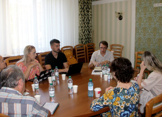 Dialog privind consolidarea cadrului de securitate și sănătate în muncă: consultări între CNSM și experții Proiectului Twinning UE în domeniul SSM